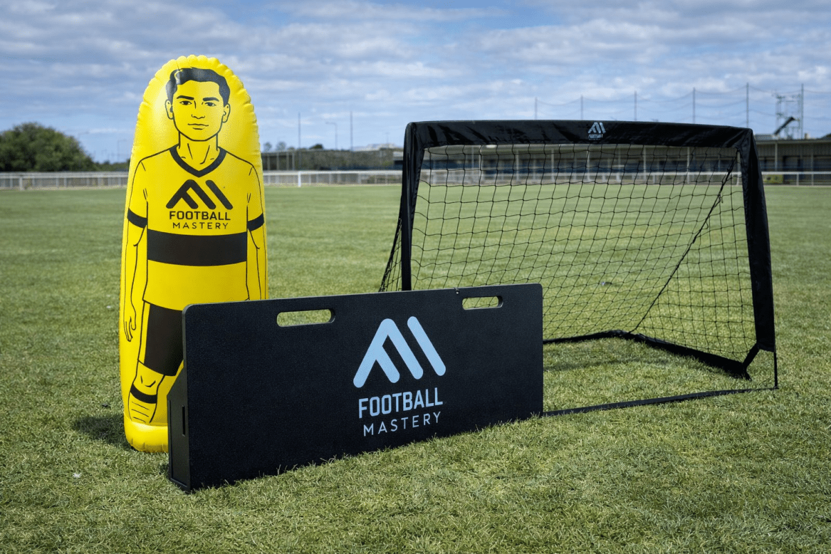 Air Mannequin + Rebound Board + Mini Goal - Football Mastery